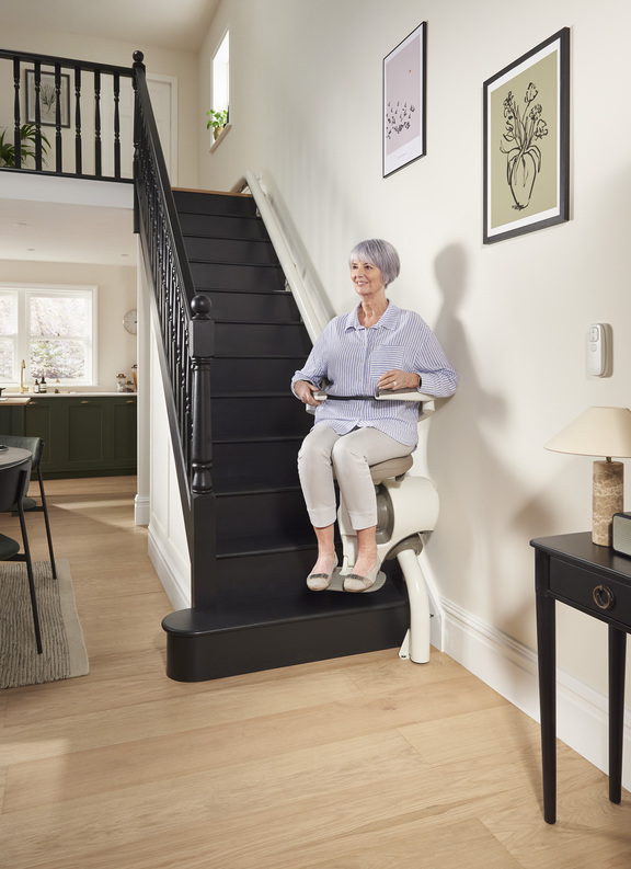 TREPPENLIFTE FÜR RUNDE TREPPEN